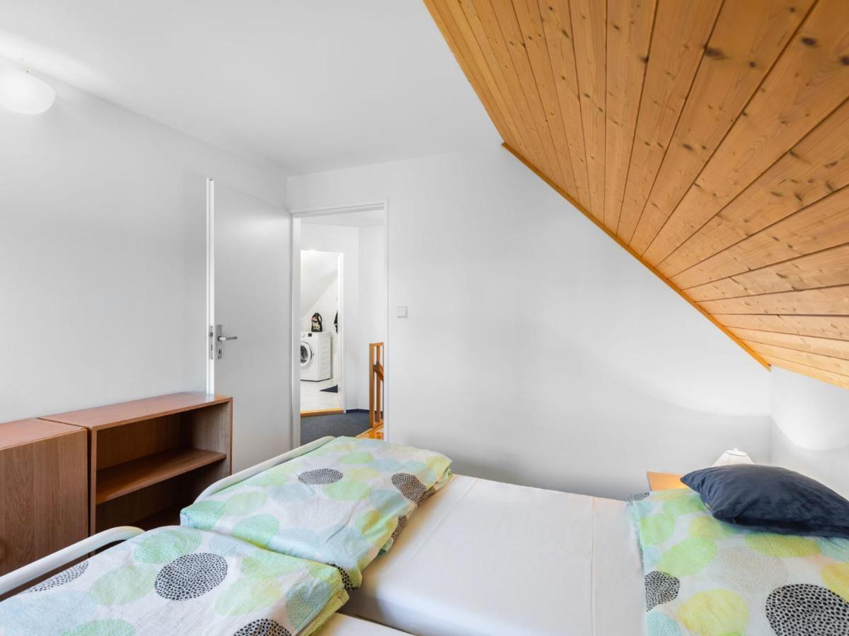 Holiday Home Holiday Hill 33 By Interhome Cista  外观 照片
